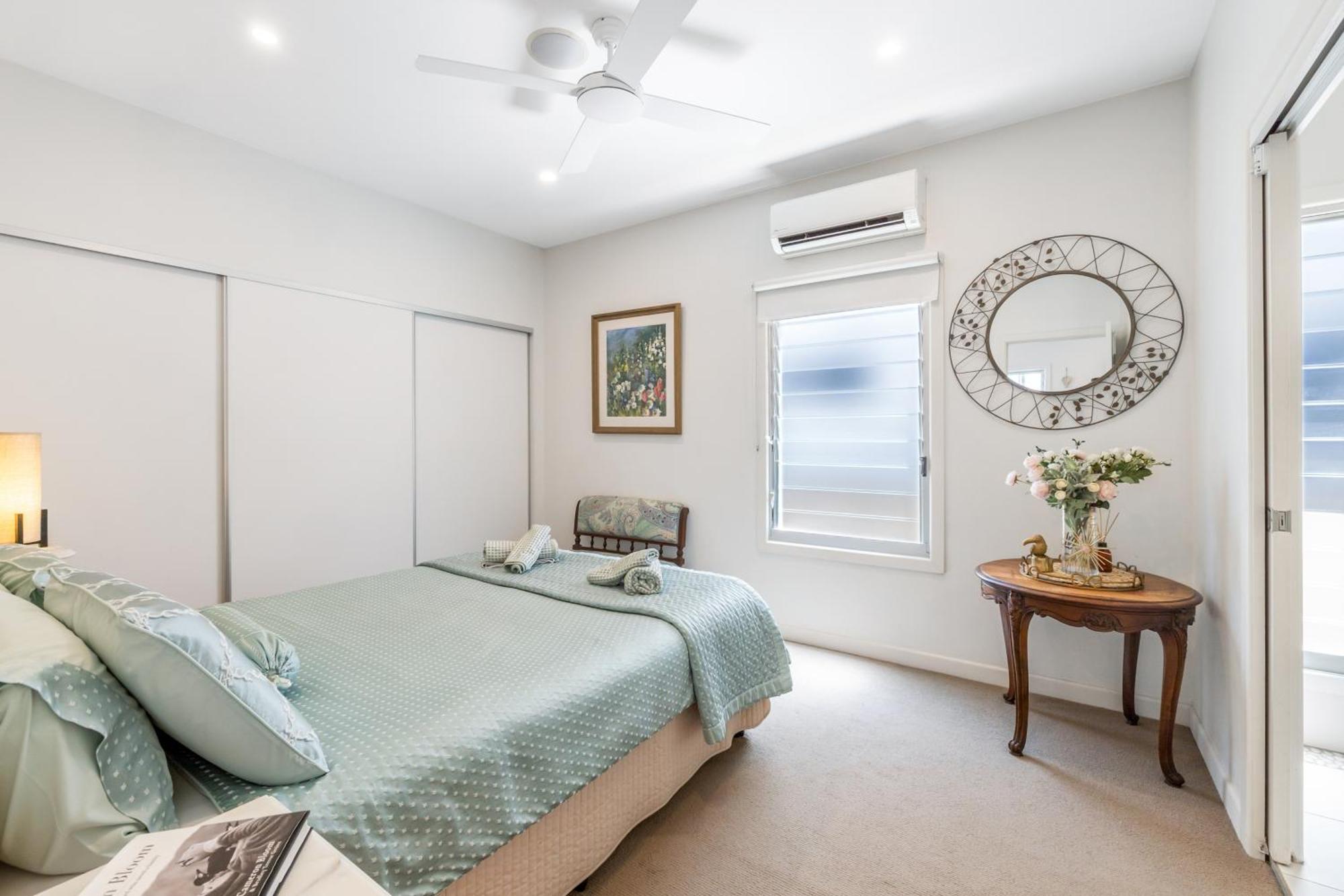 Appartamento On Esplanade Own Flat & Pool, Manly Cafe Precinct Brisbane Esterno foto